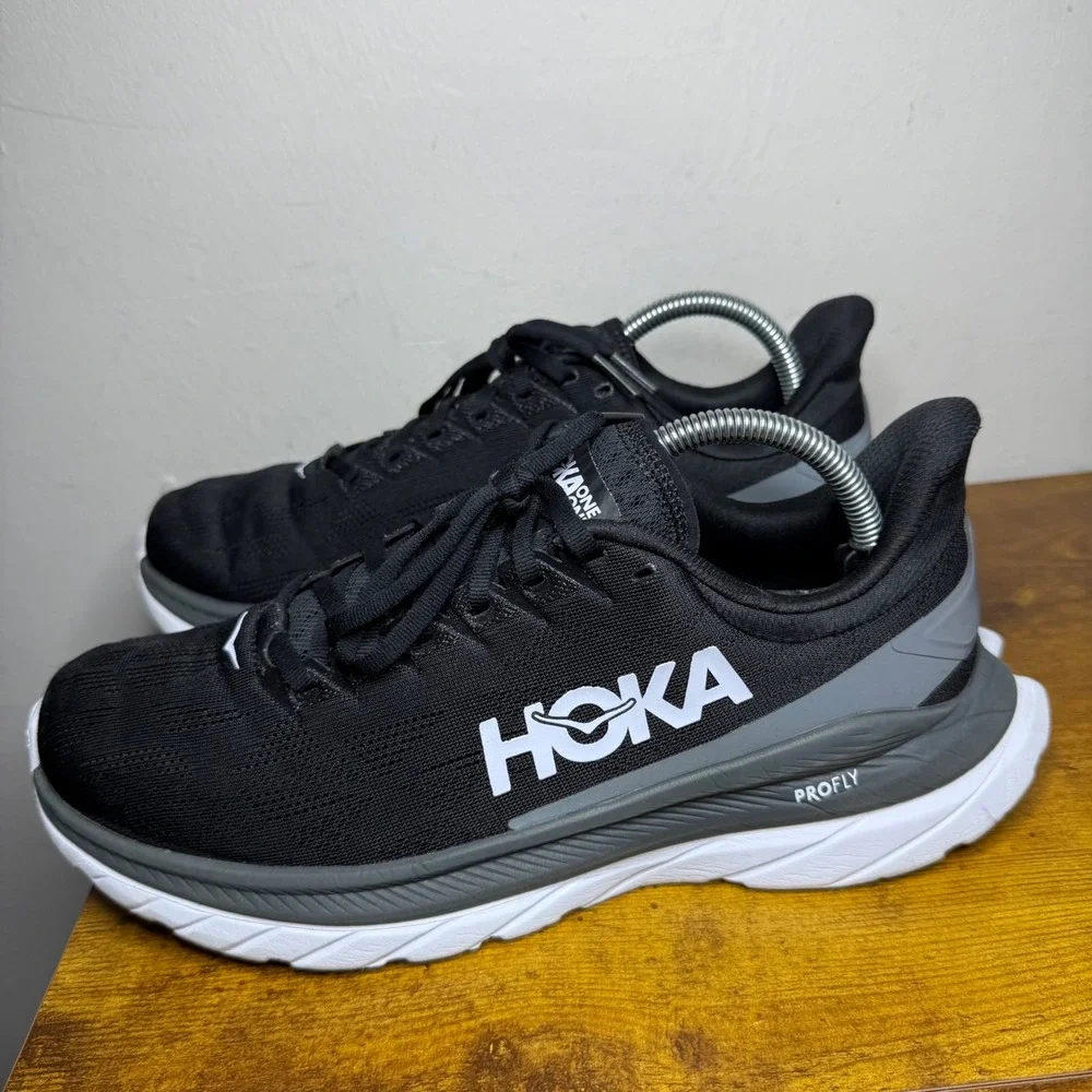 Hoka One One pre owned
